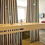 Hotel In 4*