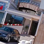 Hotel In