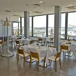Hotel In 4*