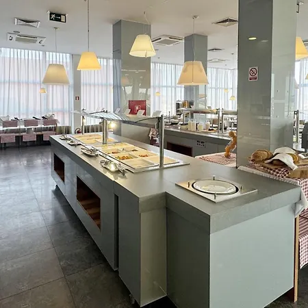 In Hotel 4*